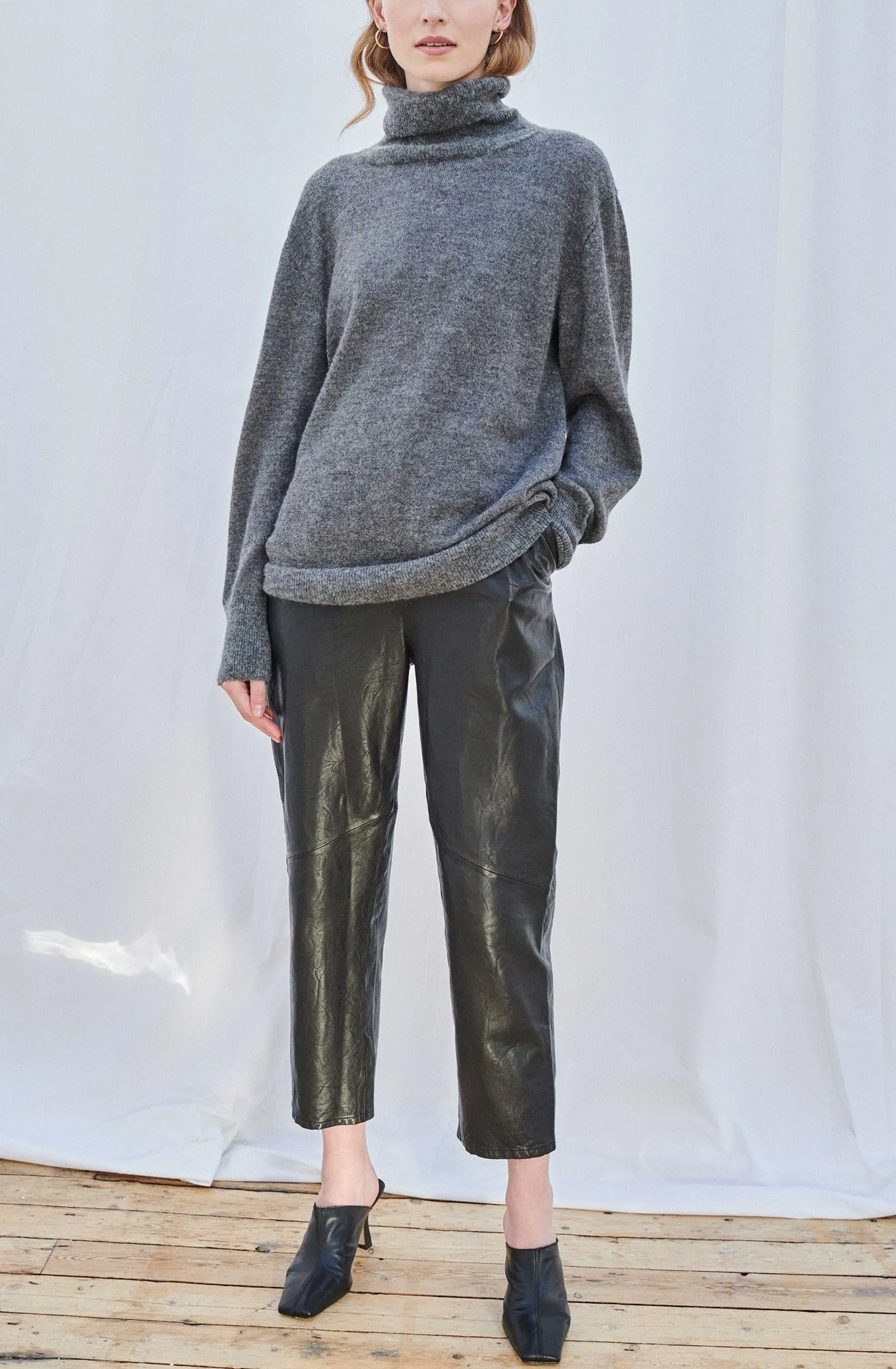 JULIACA TURTLENECK