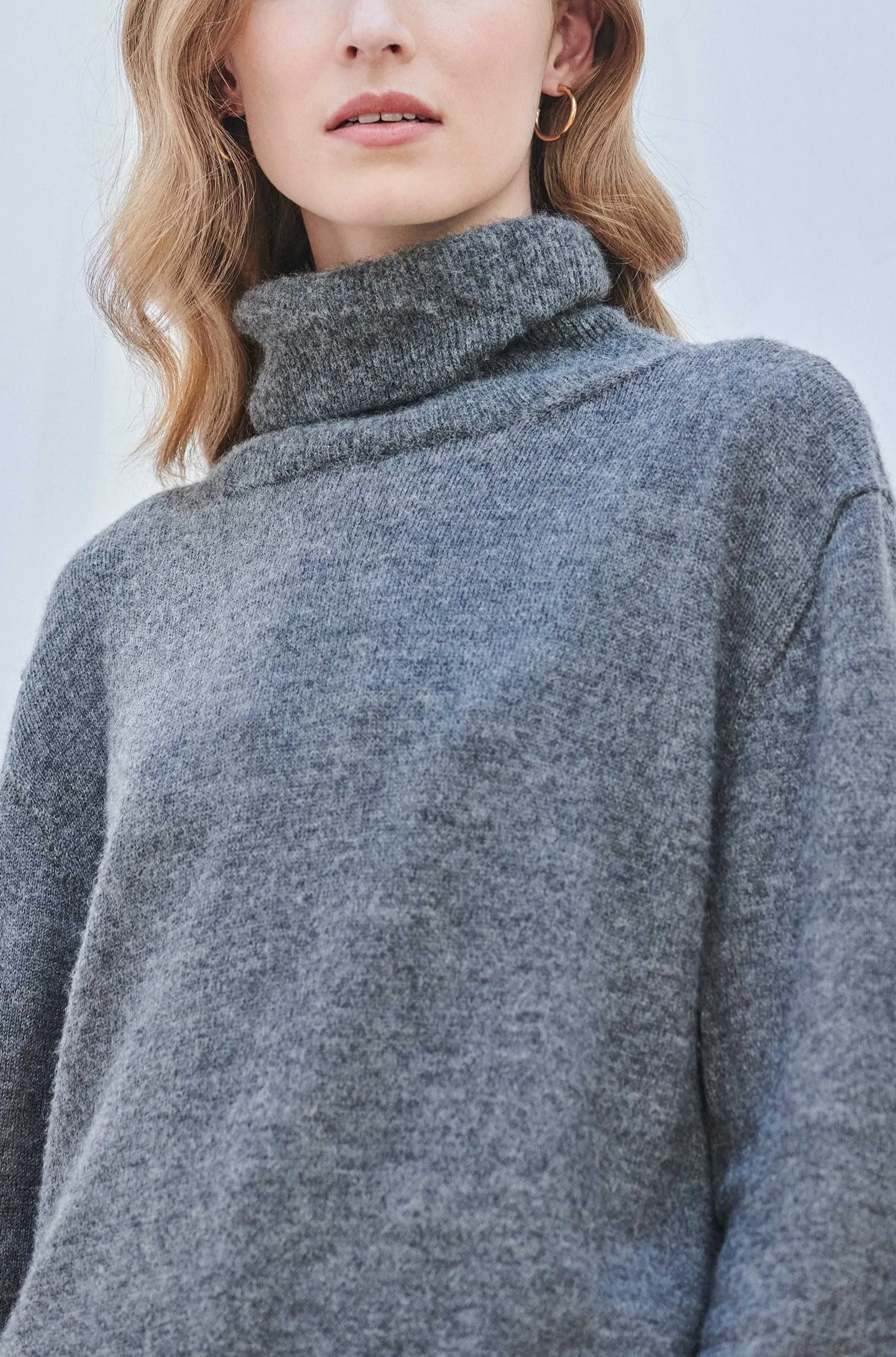 JULIACA TURTLENECK