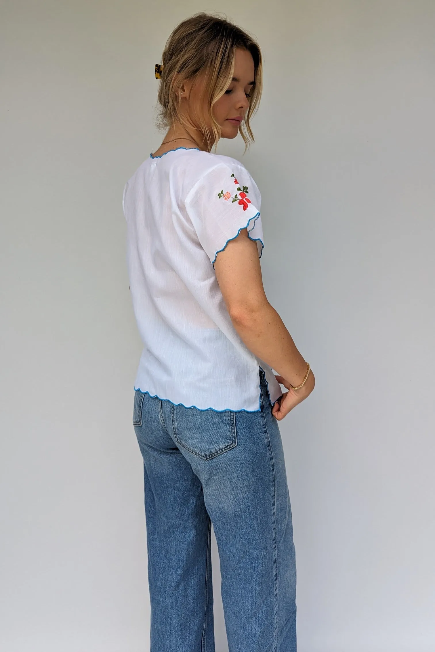 Vintage Mexican Embroidered Boho Blouse